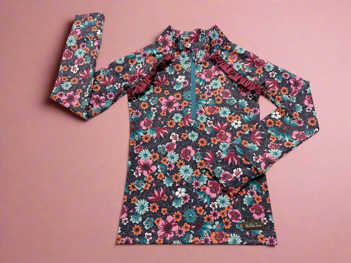 Enchanted Berry Bliss Active Pullover
