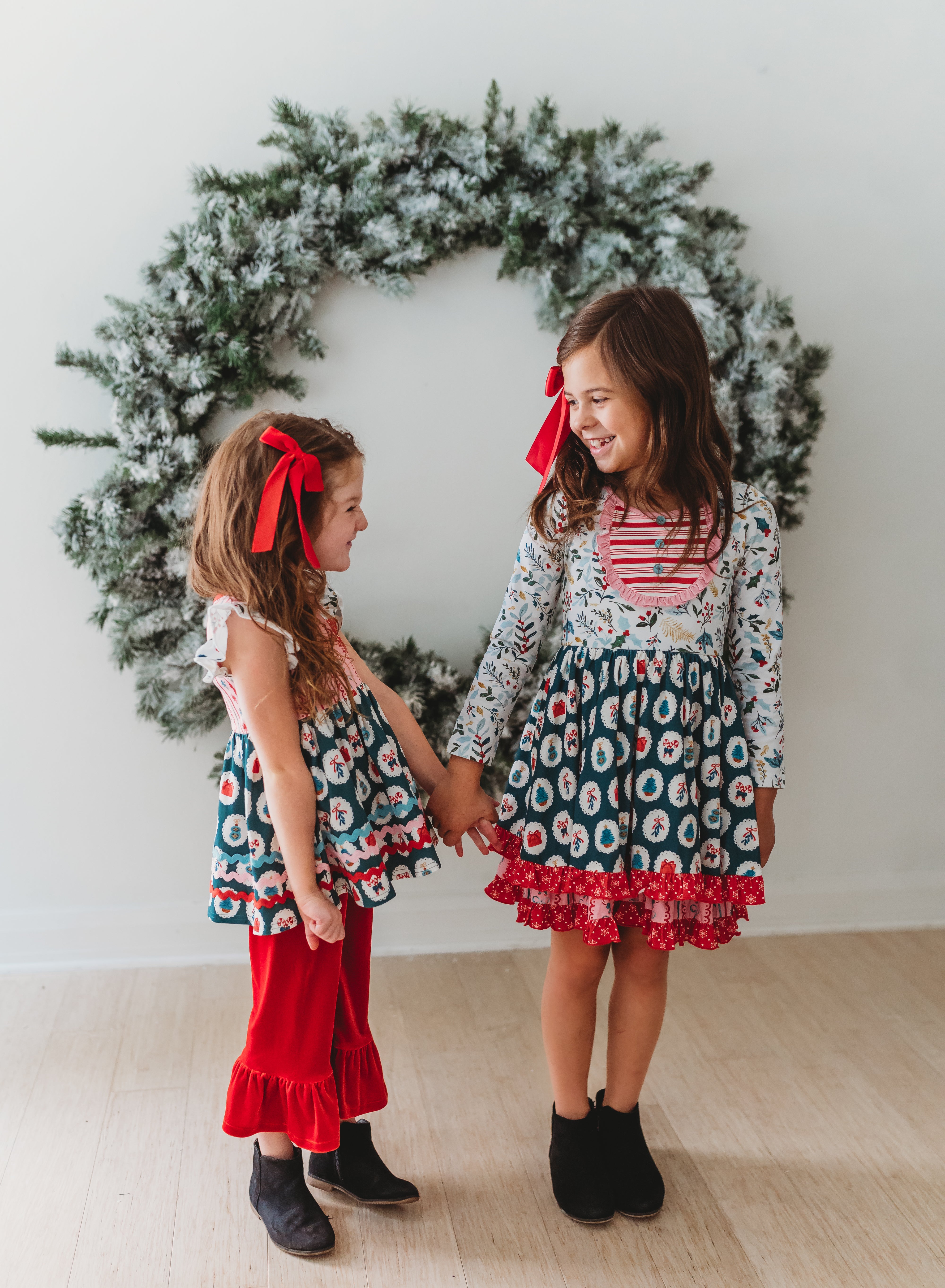 Mistletoe Magic Pocket Tunic
