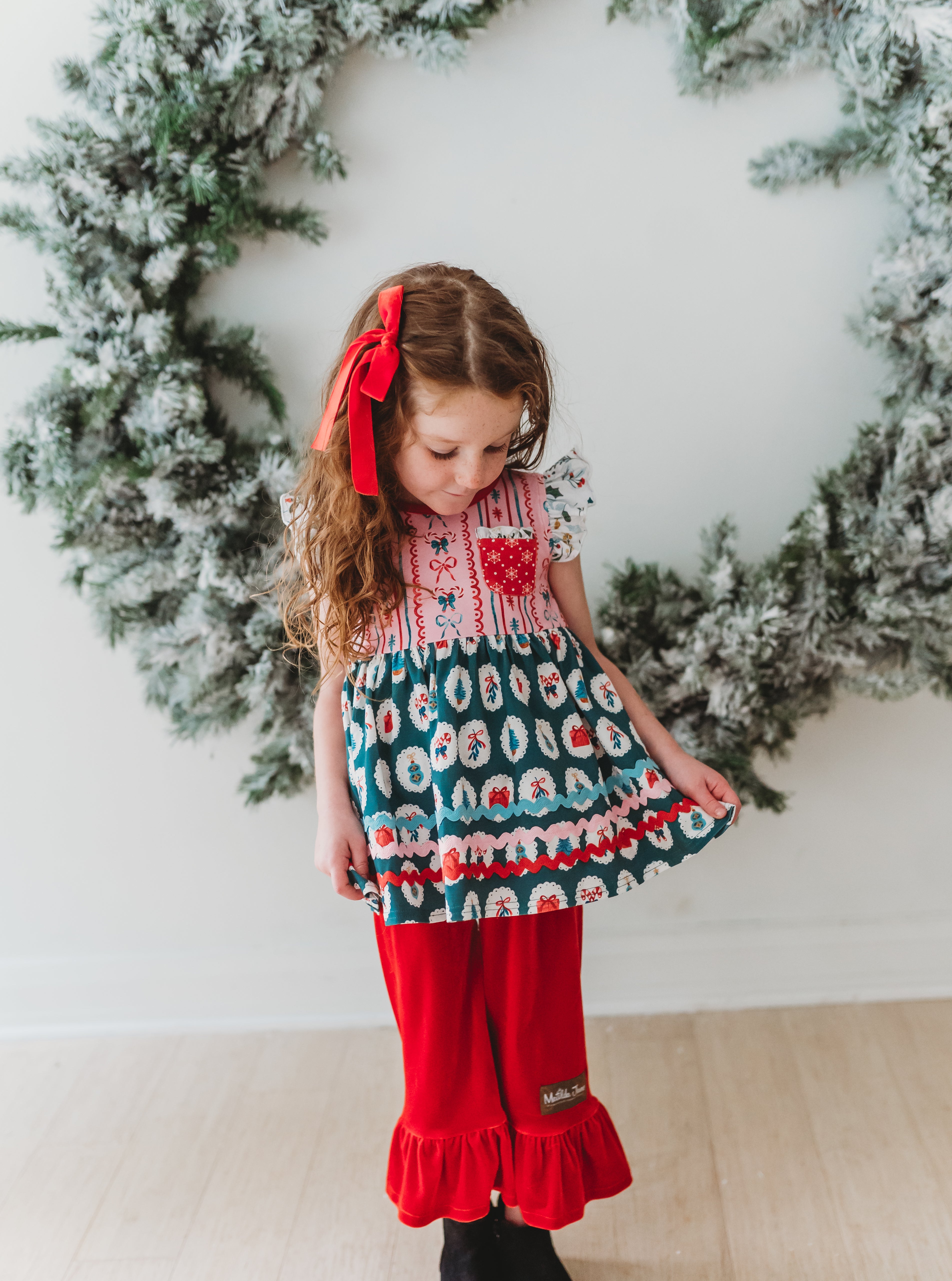 Mistletoe Magic Pocket Tunic