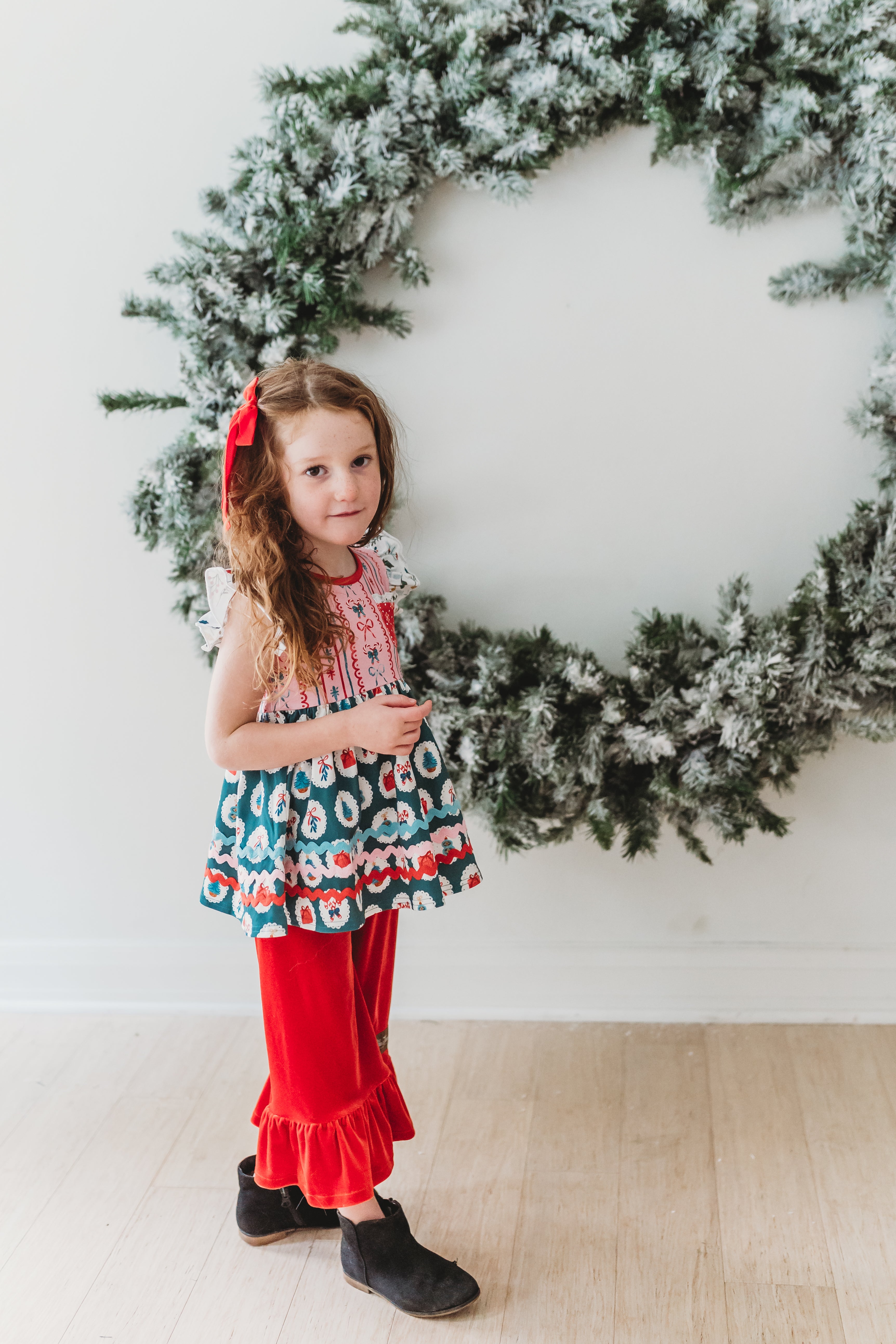 Mistletoe Magic Pocket Tunic