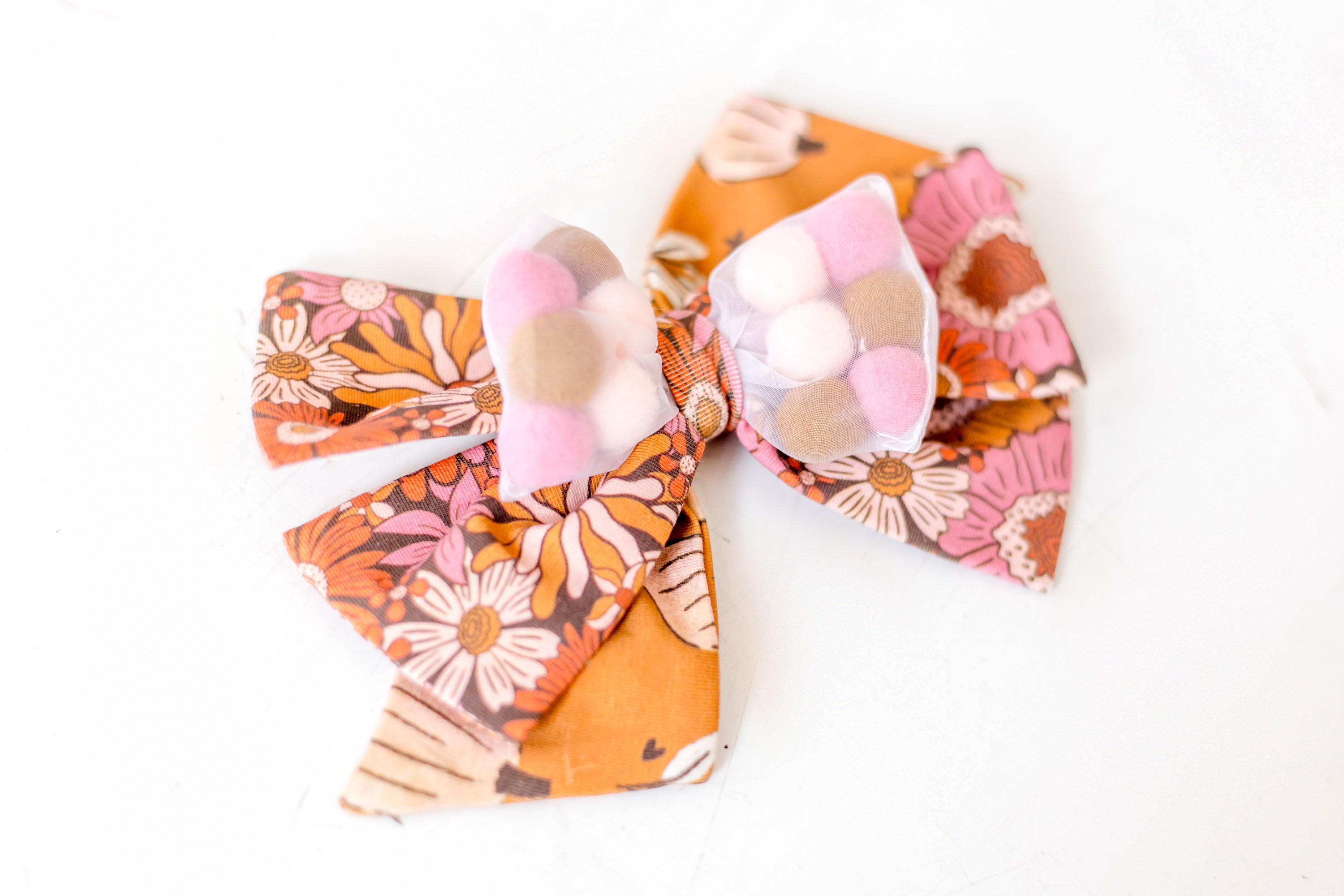 Gourds And Giggles Bow (Pre-Order)