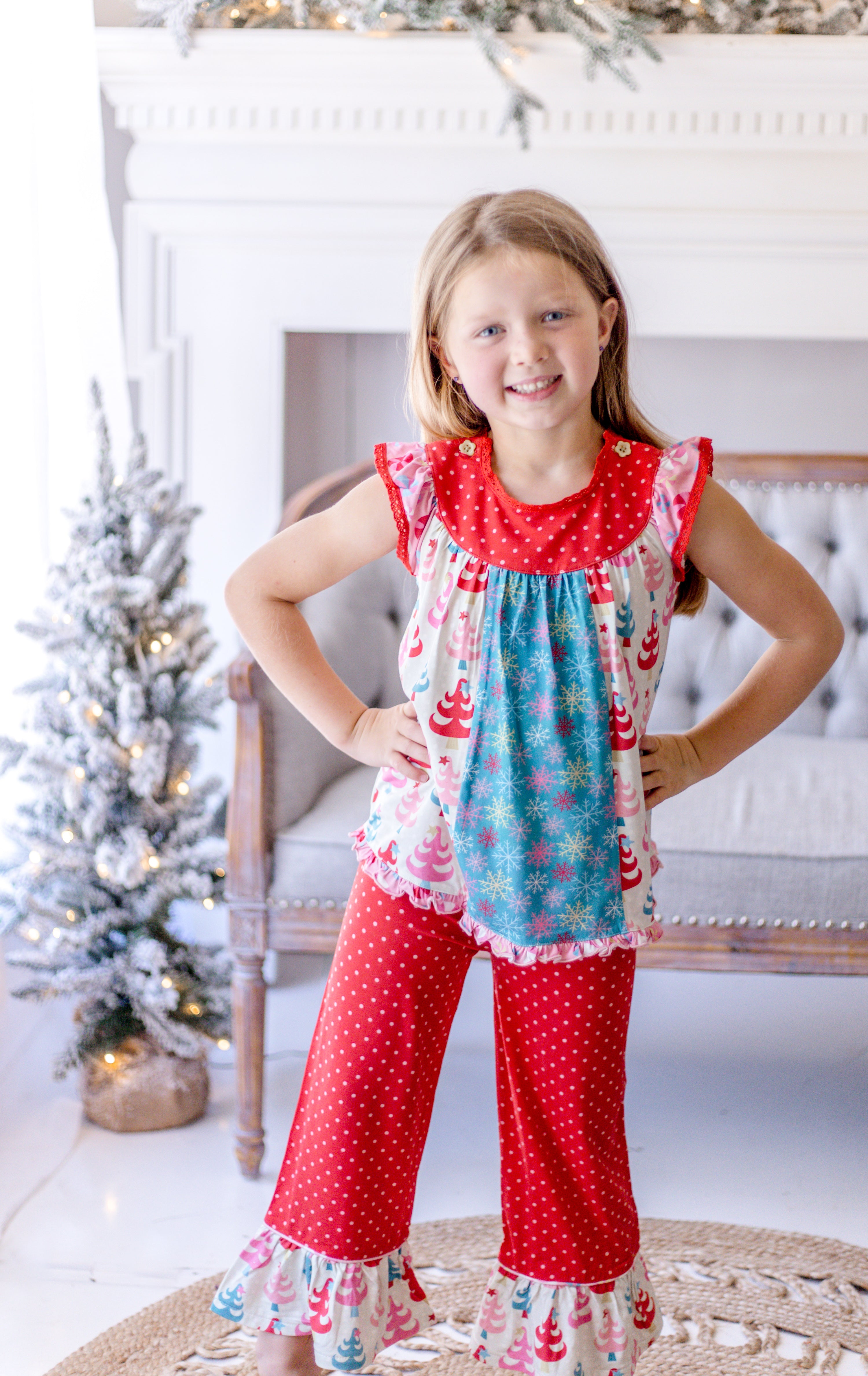 Twinkle Tree Treasures Lounge Set