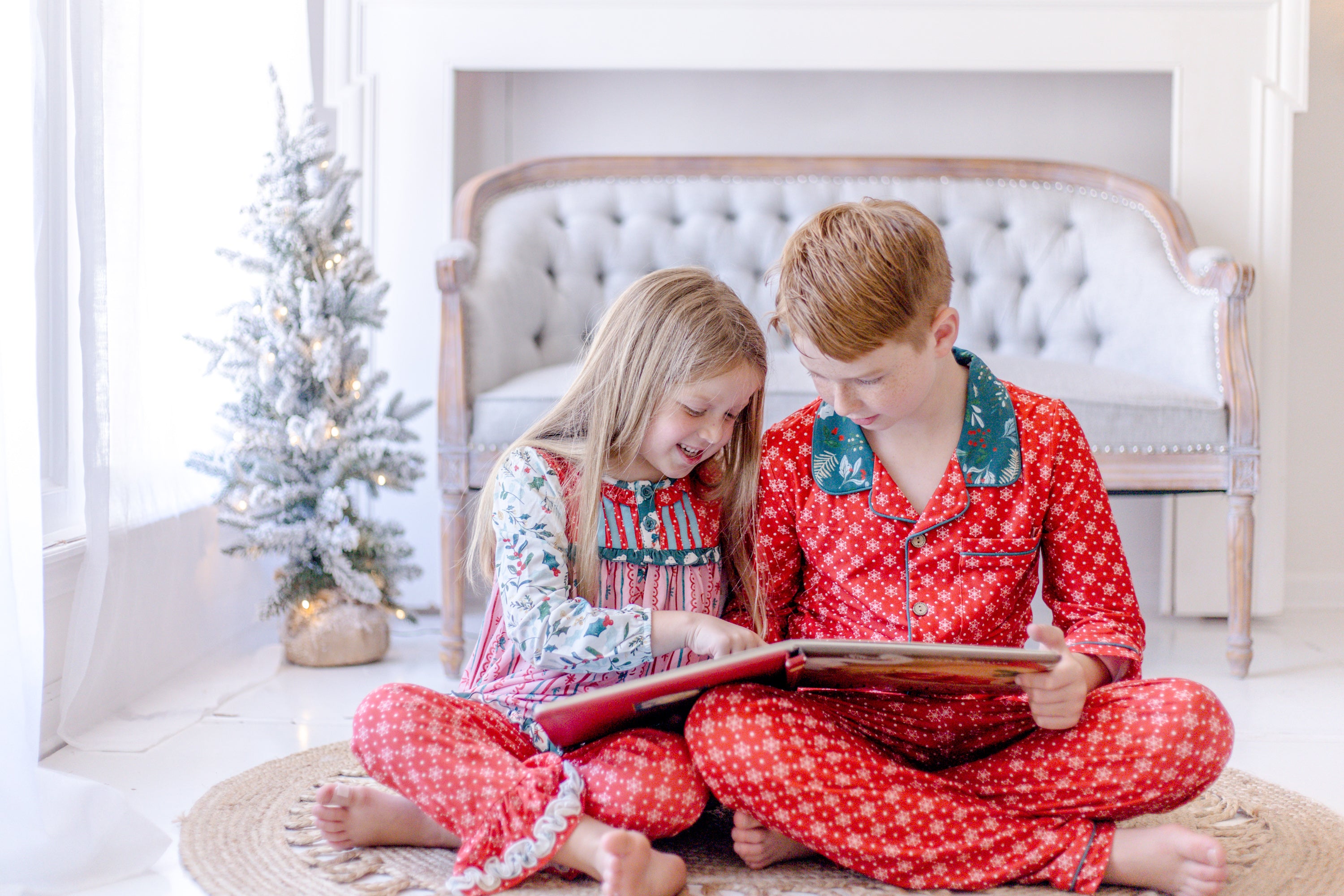 Mistletoe Magic Lounge Set
