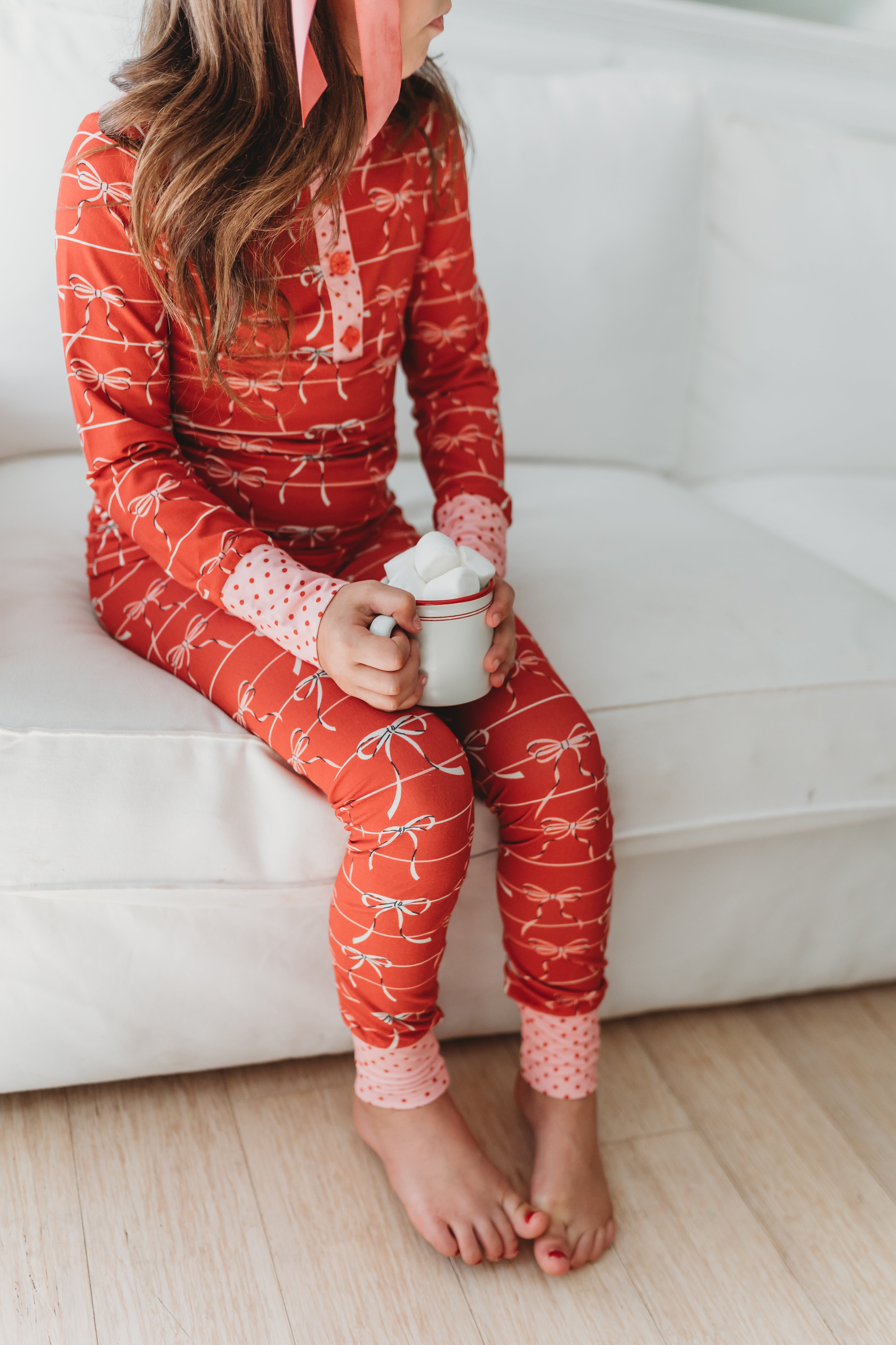 Bows Of Holly Lounge Set