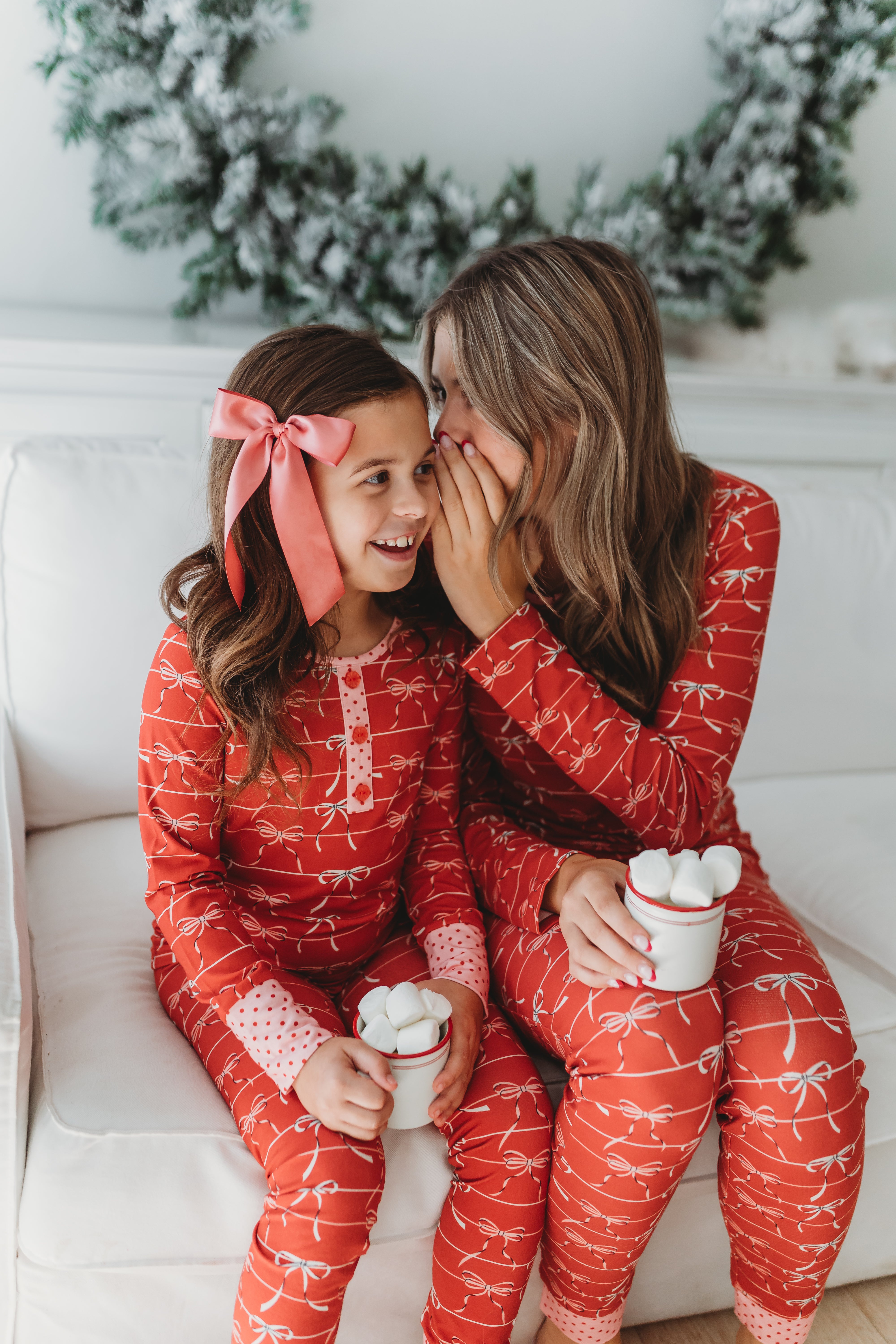 Bows Of Holly Lounge Set