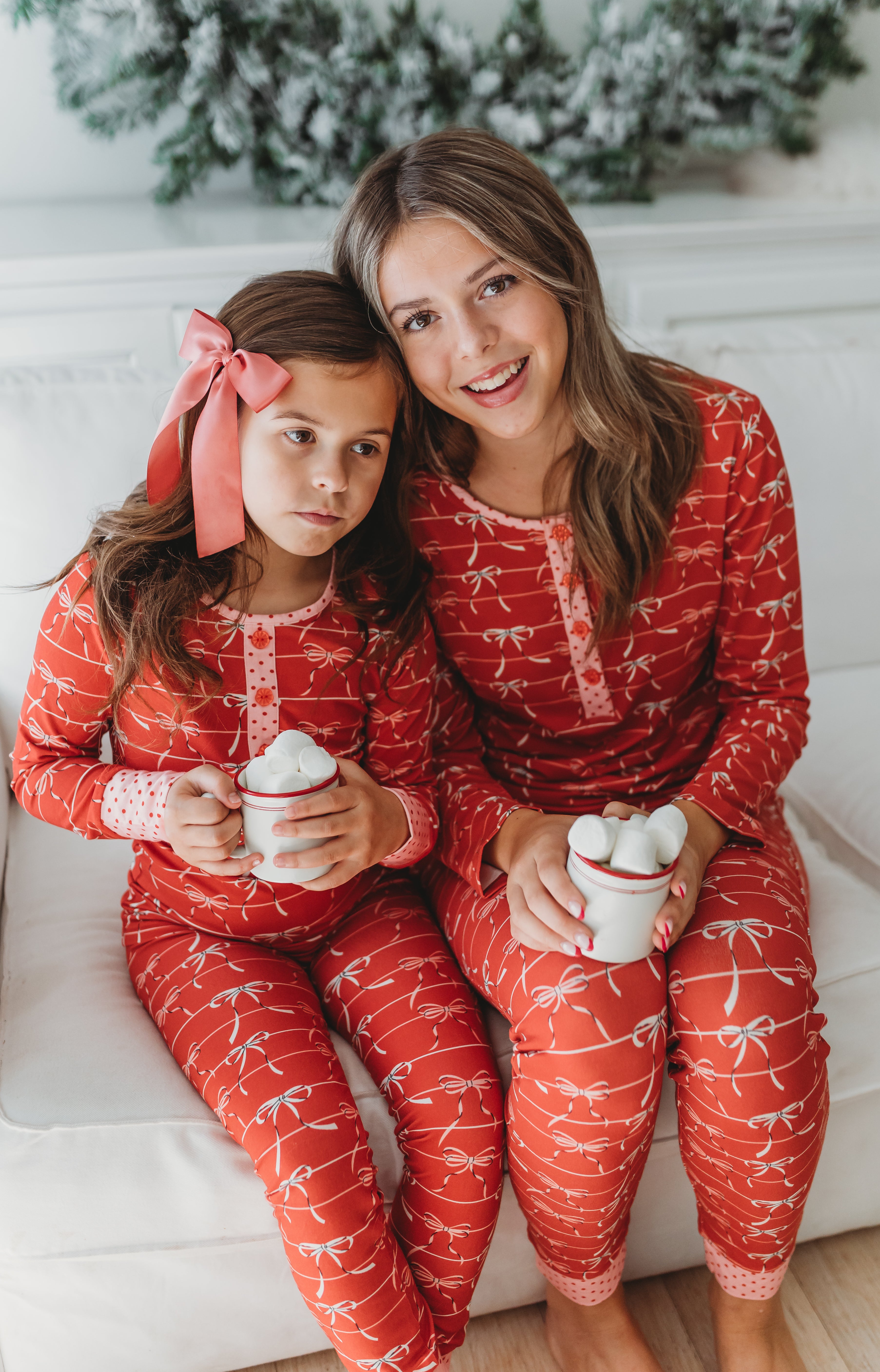 Bows Of Holly Lounge Set