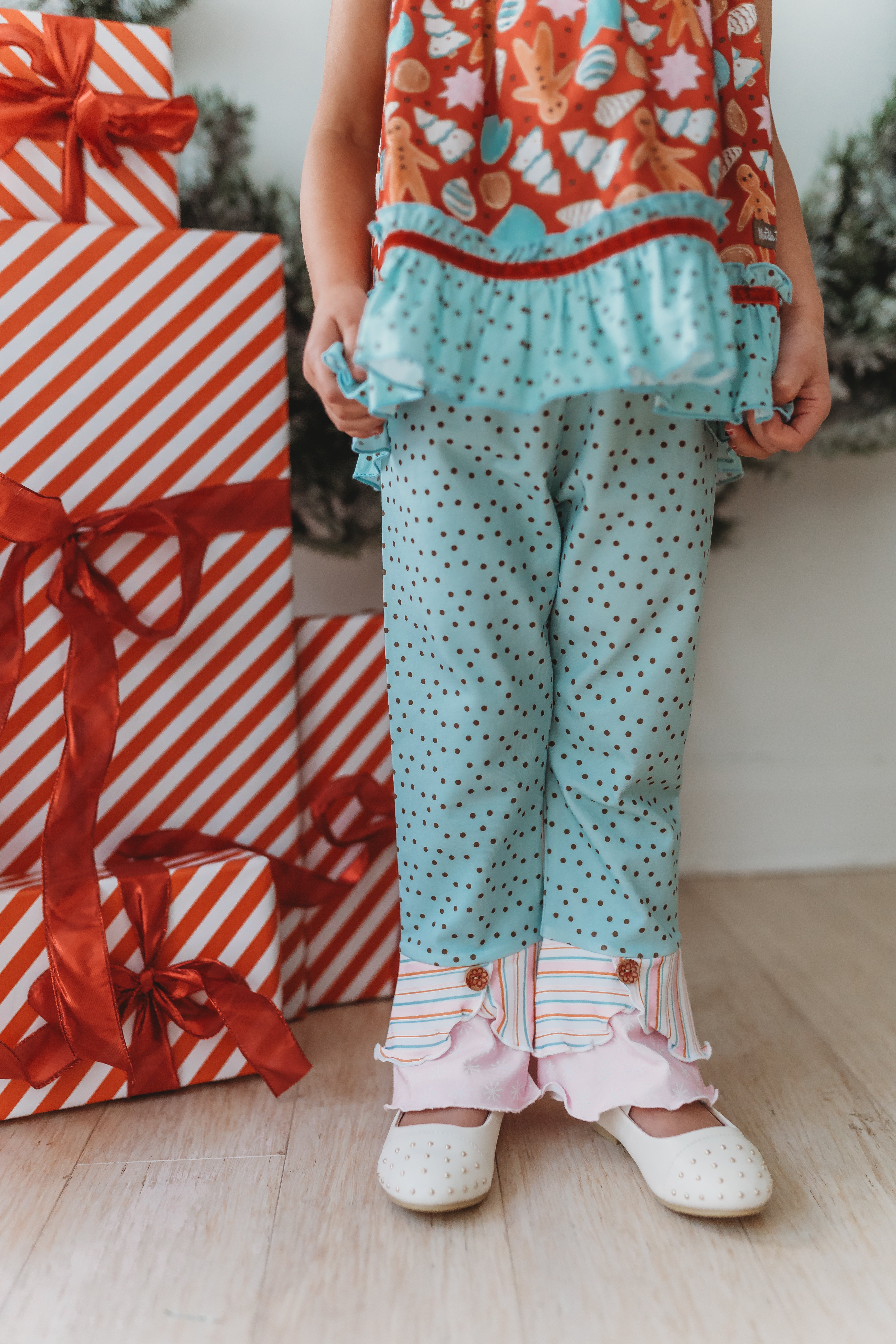Peppermint Dot Parade Scrappy Leggings