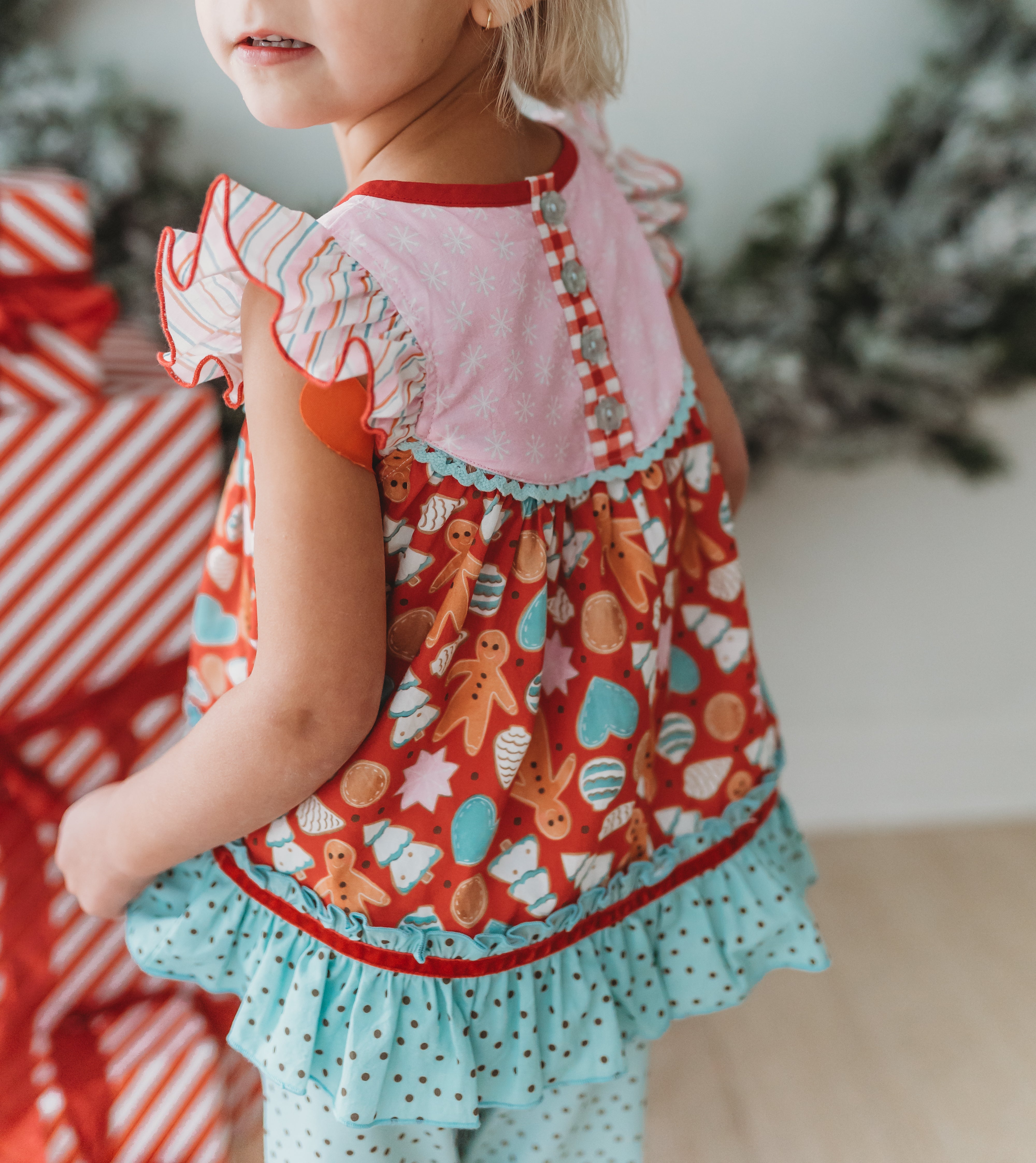 Merry Gingerbread Moments Tunic