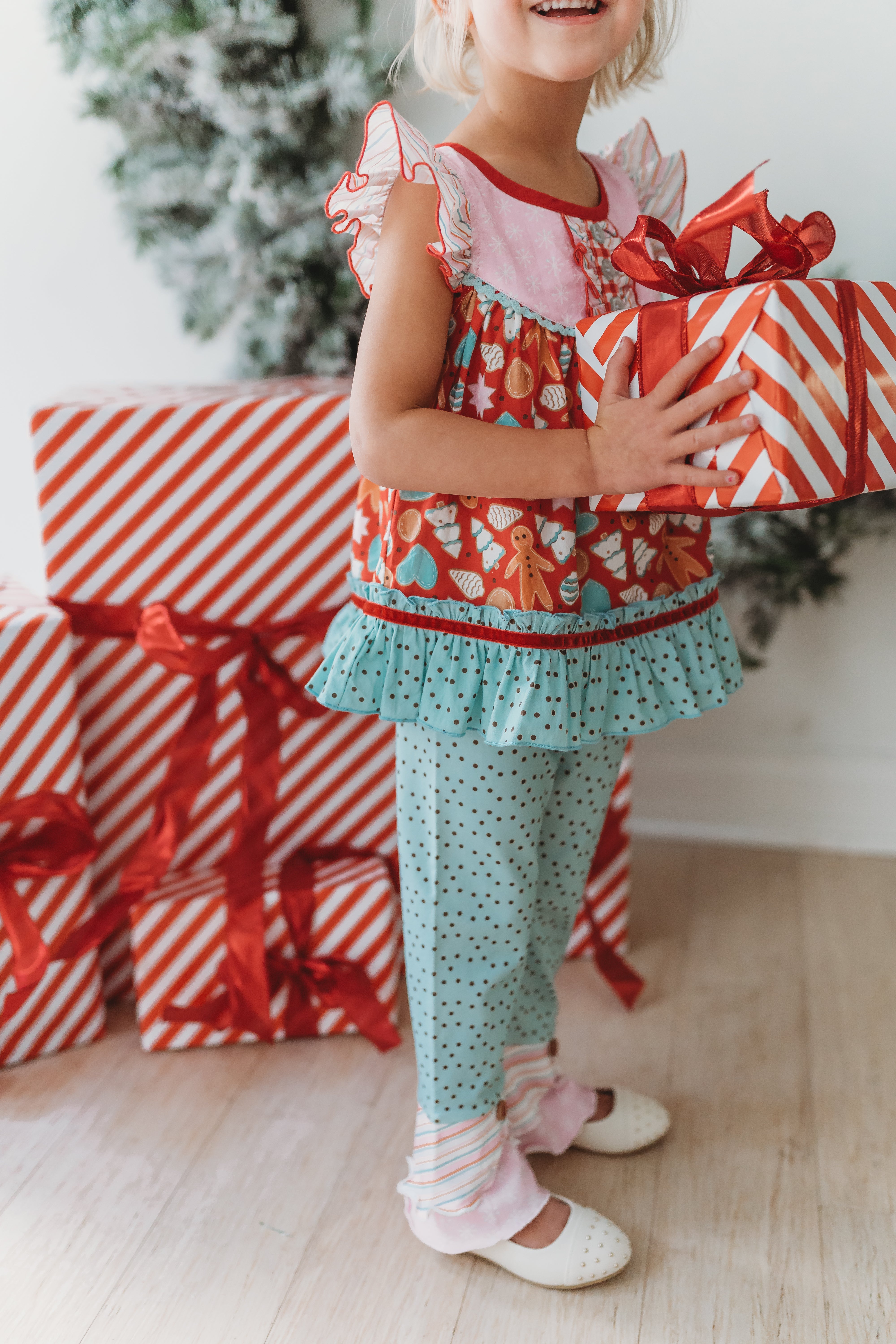Merry Gingerbread Moments Tunic