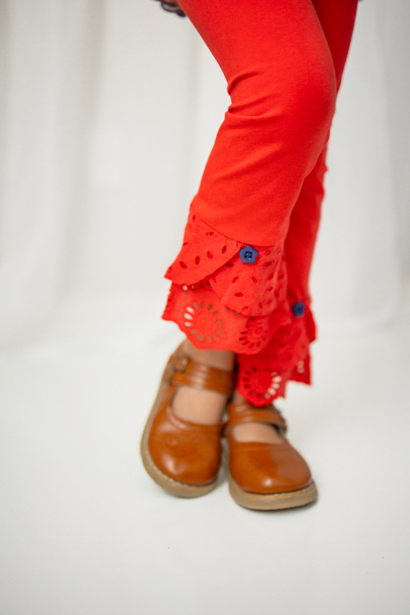 Cozy Hollow Ruffle Leggings (Pre-Order)