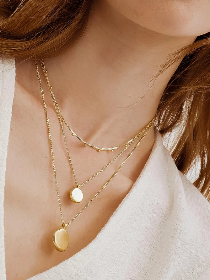 The Soleil Pendant Necklace Set