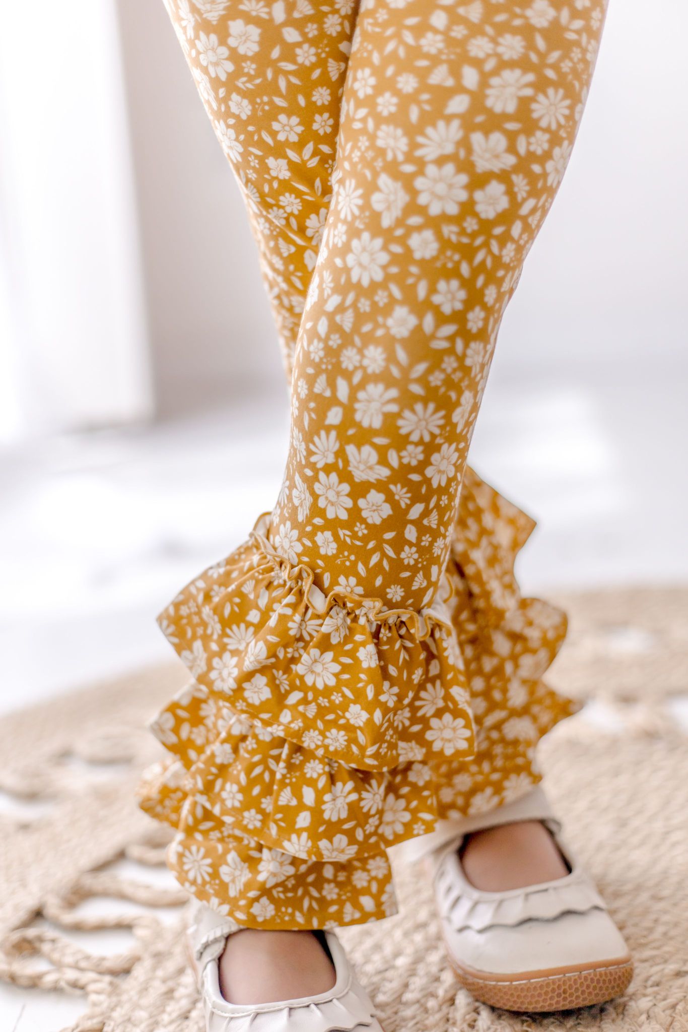 Golden Petal Leggings