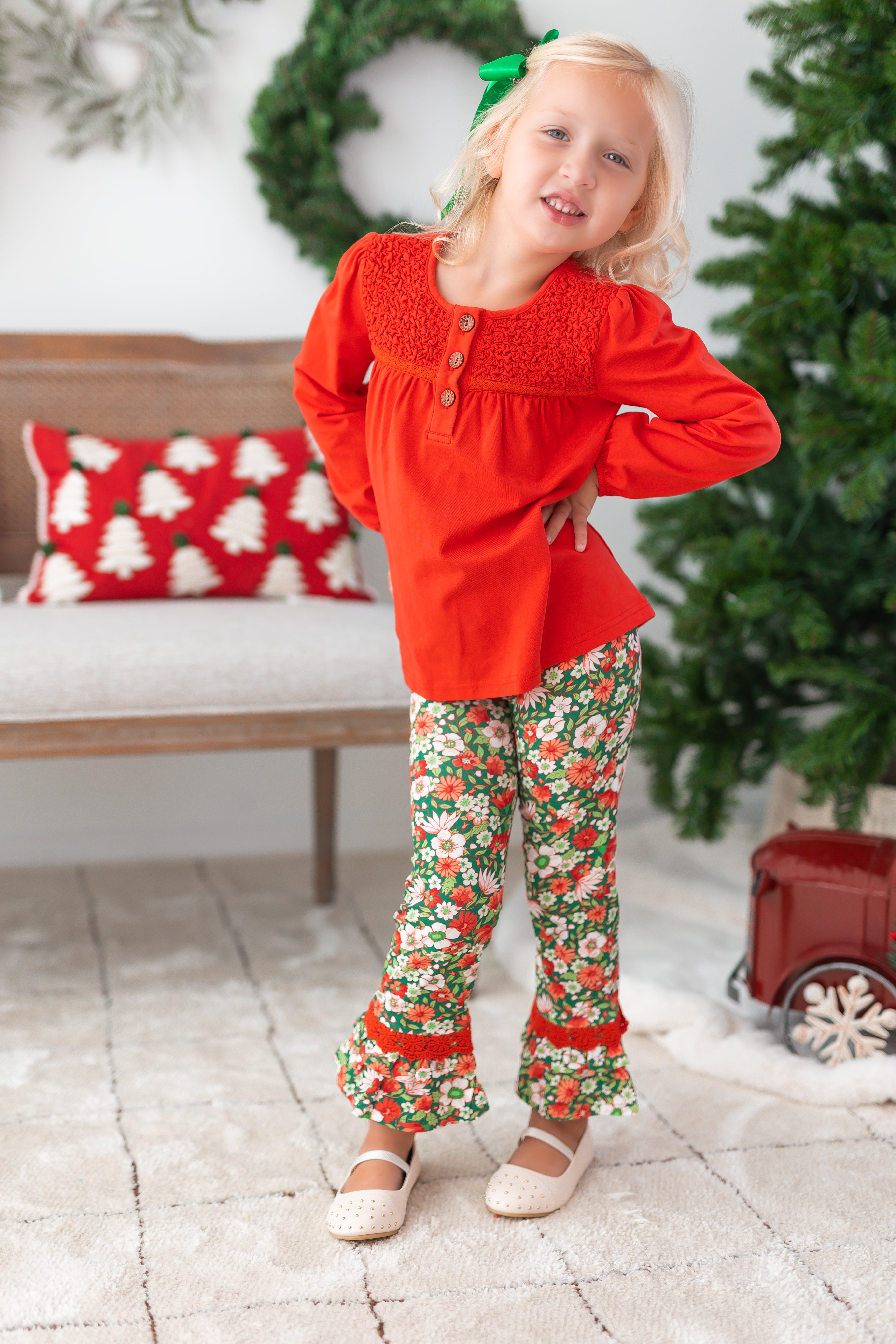 Cranberry Cheer Tunic (Pre-Order)