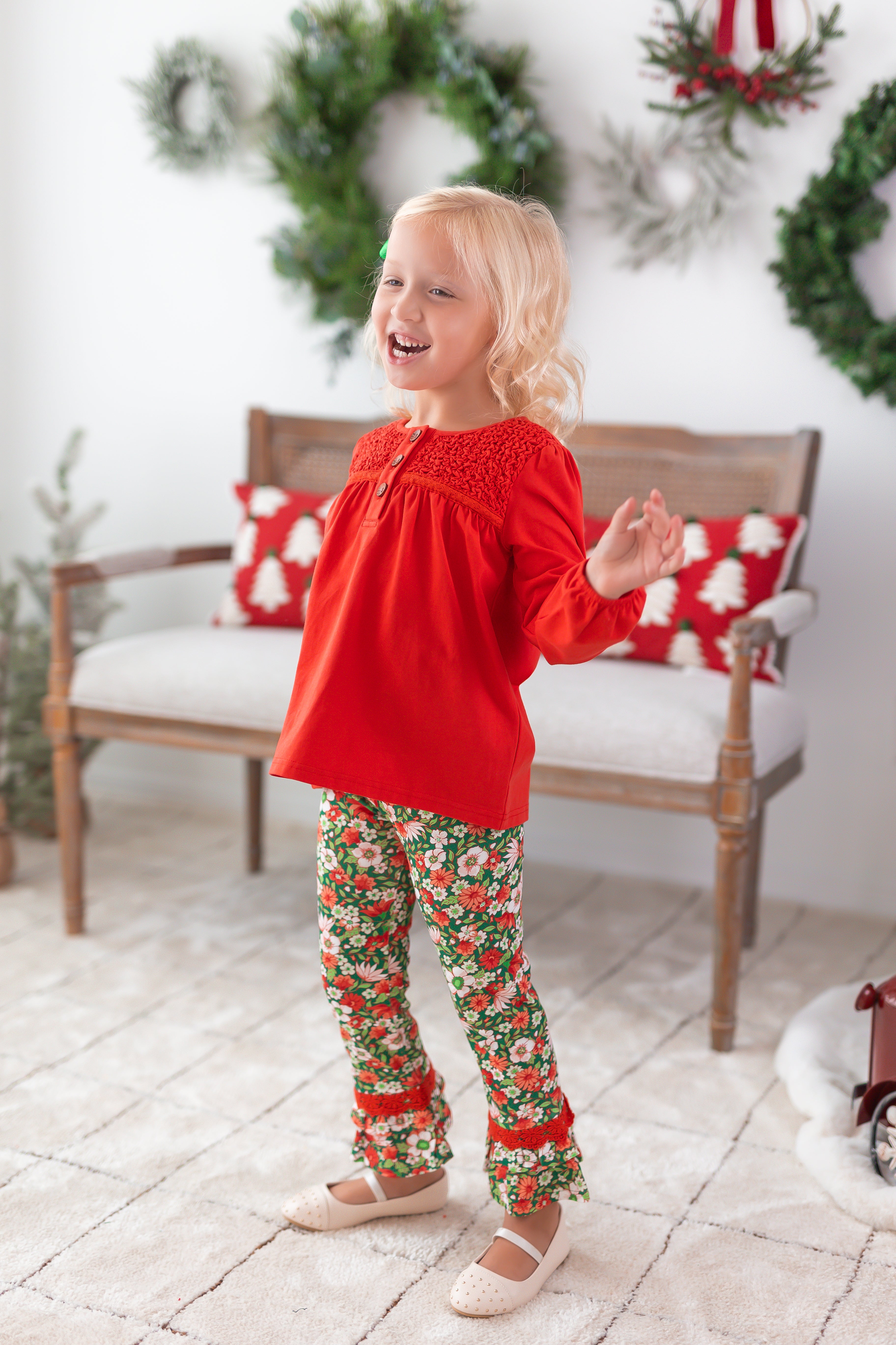 Cranberry Cheer Tunic (Pre-Order)