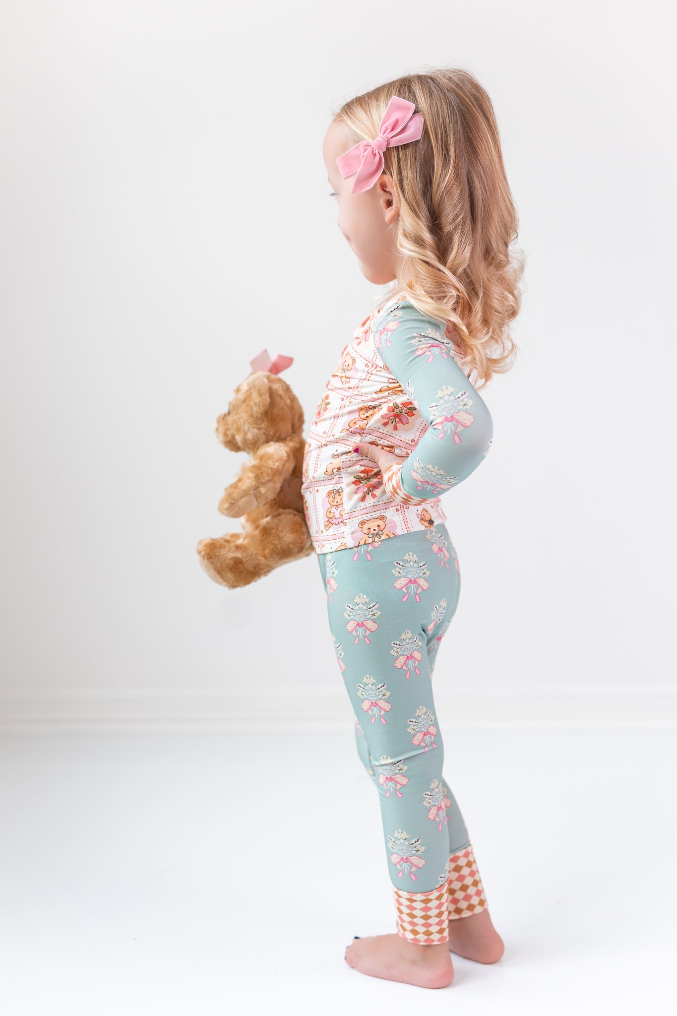 Beary Blossoms Lounge Set