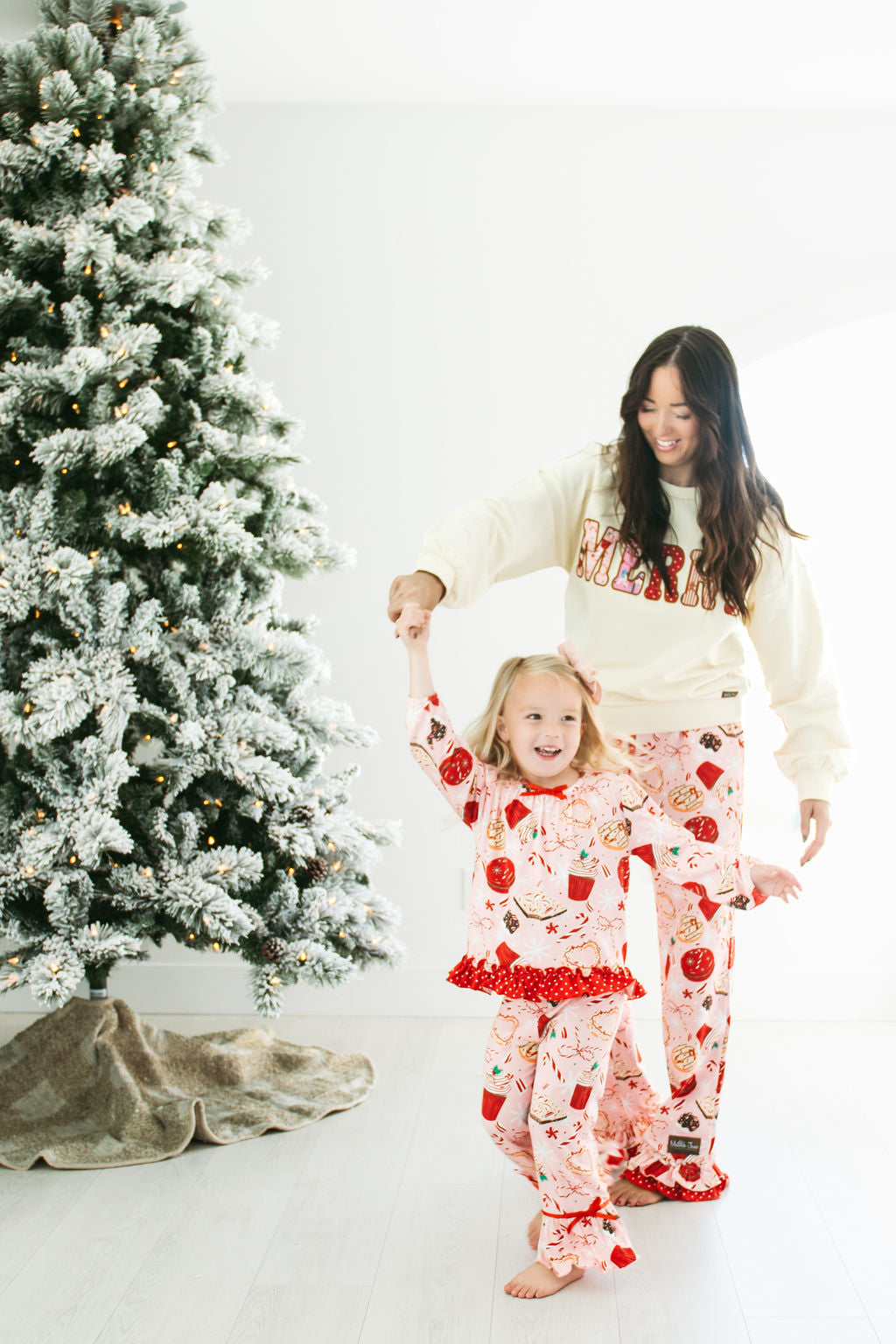 Women's Sweater | Merry Applique (Pre-Order)