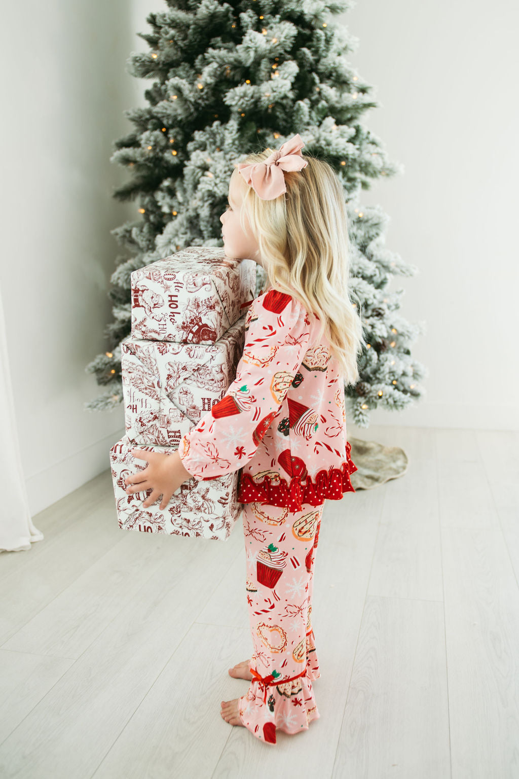 Holiday Bake Shop Lounge Set (Pre-Order)