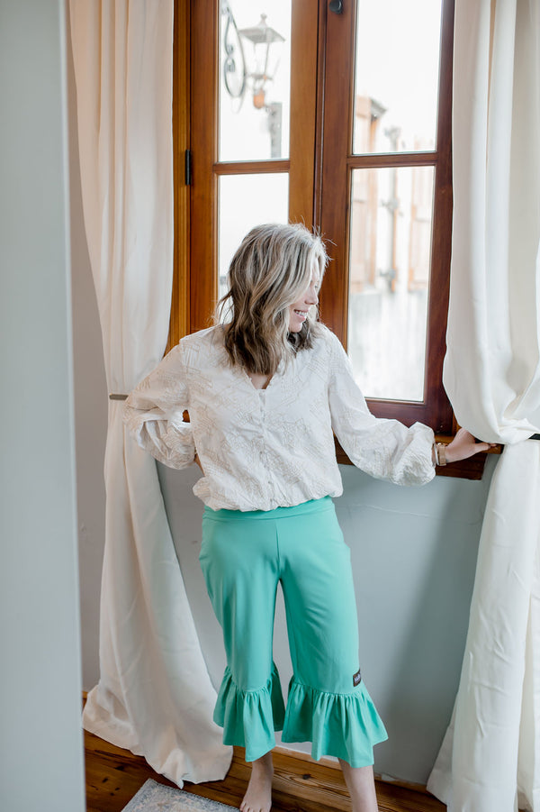 Women's Big Ruffles | Into The Night (Capri Length)