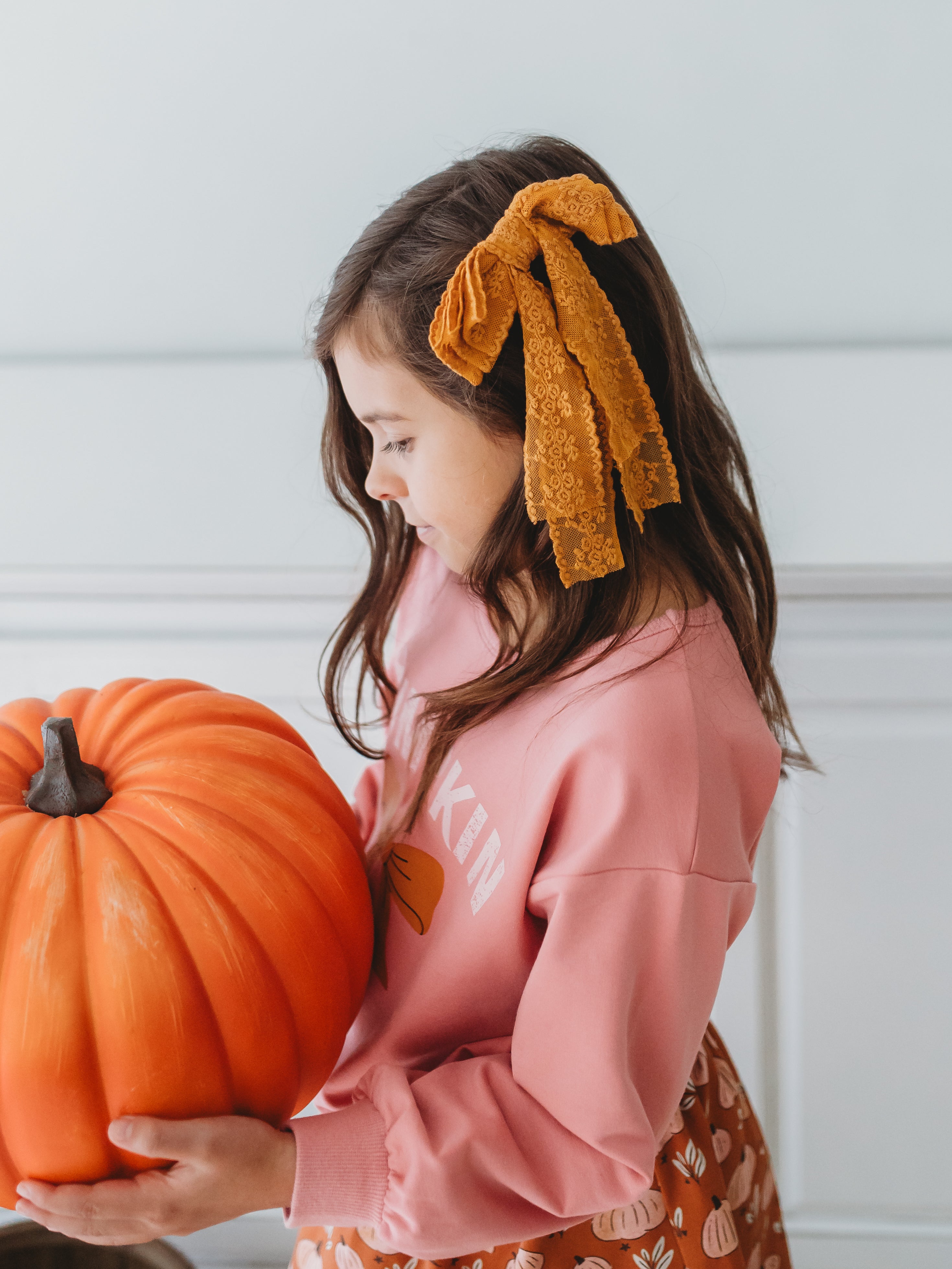 Leaf It to Lace Bow (Pre-Order)