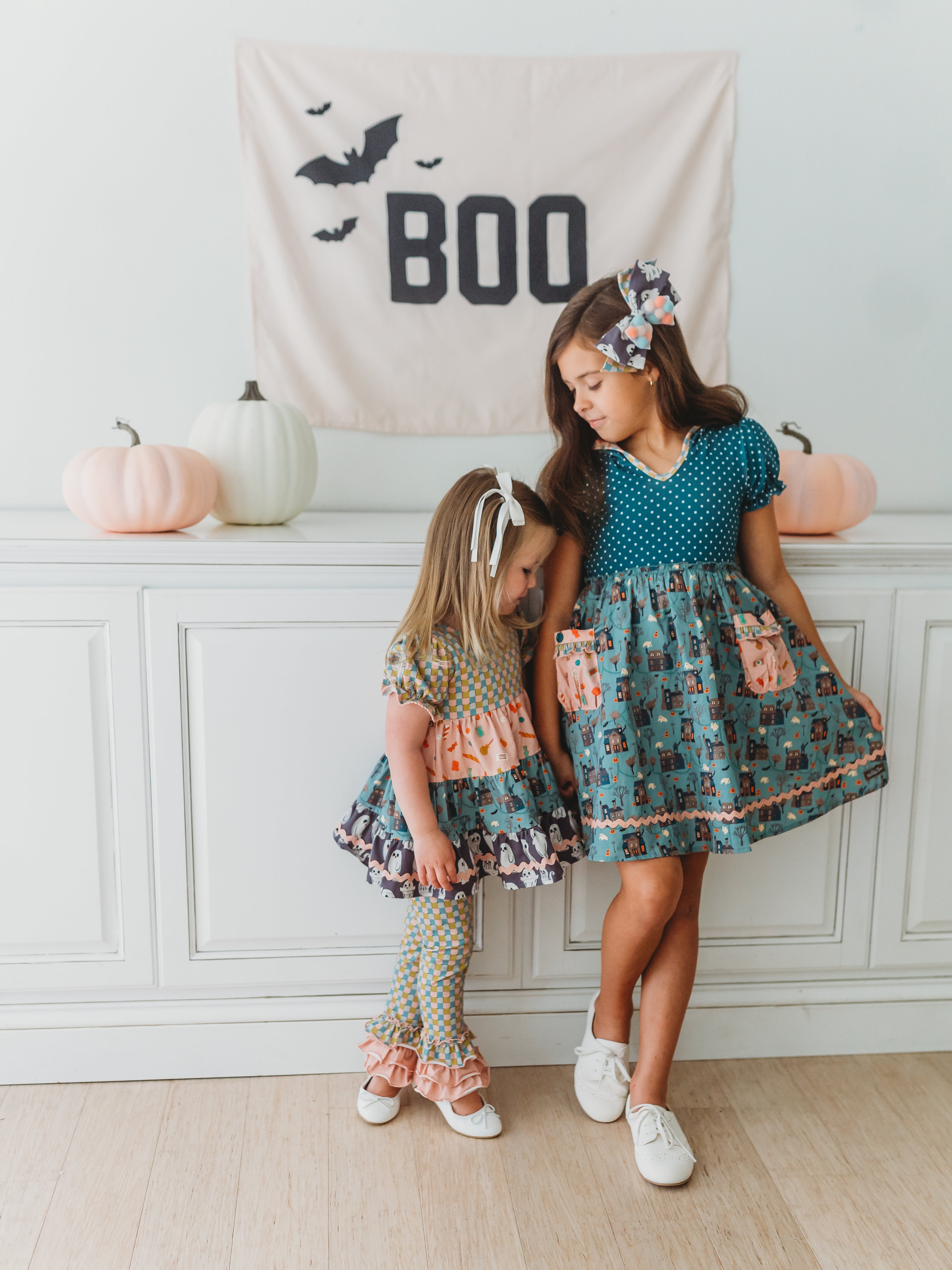 Little Haunts Lane Pom Pom Bow (Pre-Order)