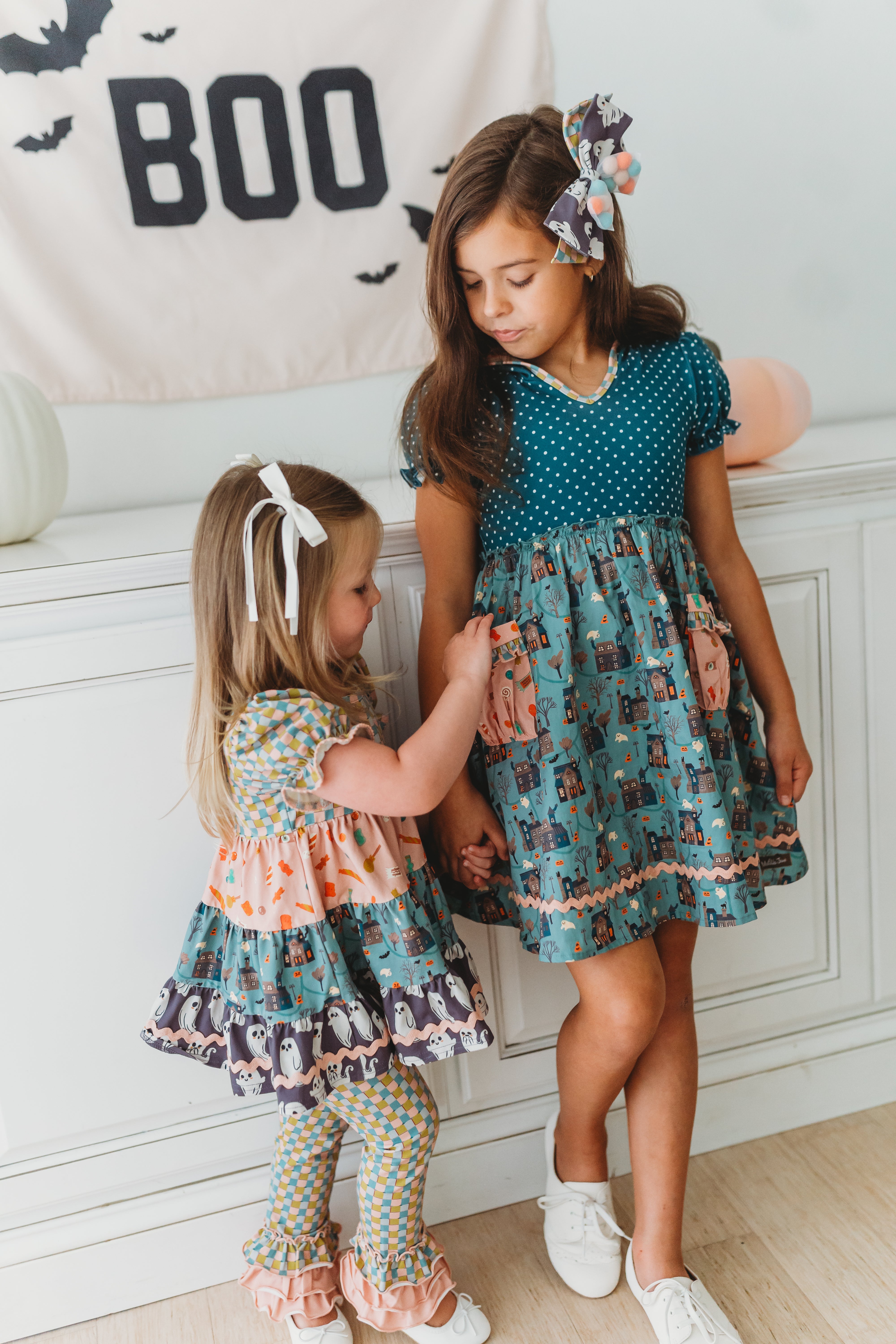 Little Haunts Lane Pom Pom Bow (Pre-Order)
