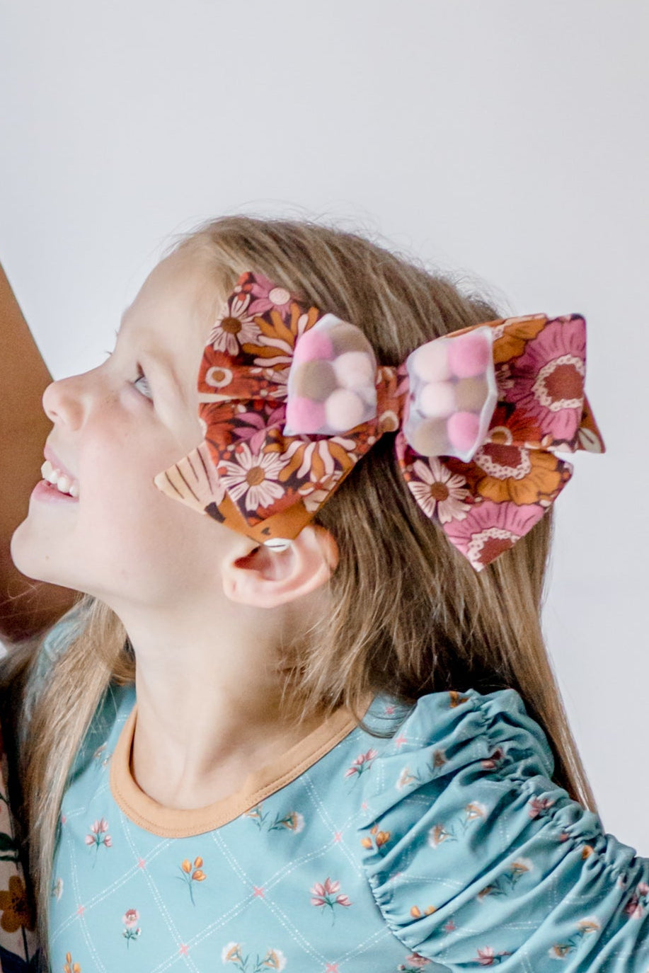 Gourds And Giggles Bow (Pre-Order)