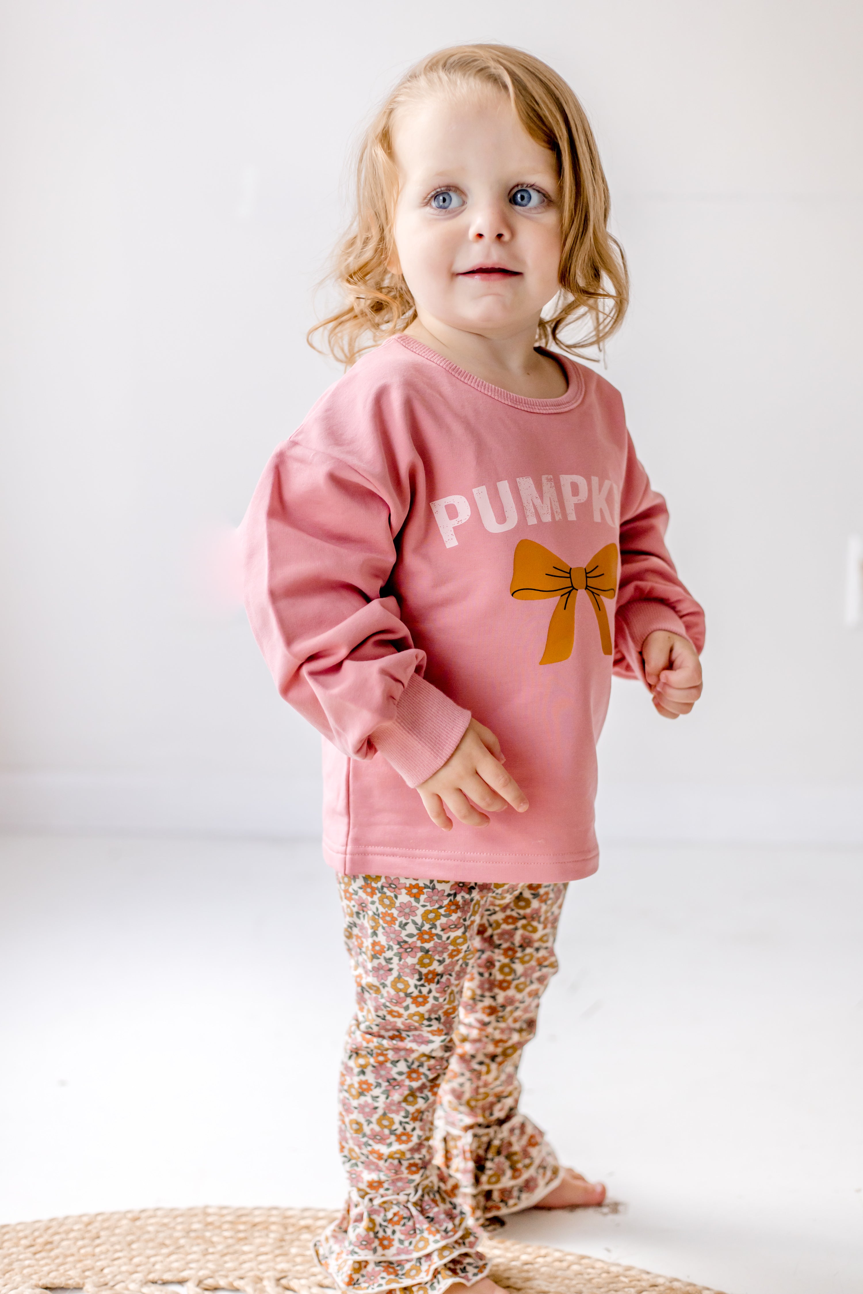 Ditsy Ruffle Roots Benny Leggings (Pre-Order)