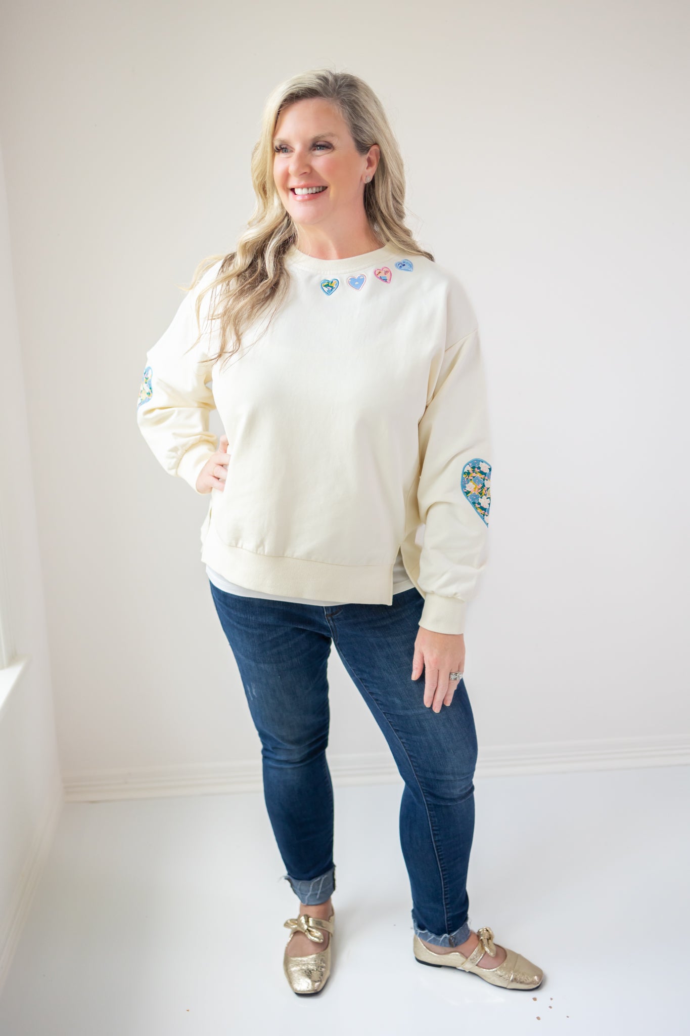 Women's Hearts In A Row Applique Sweater (Runs Small)