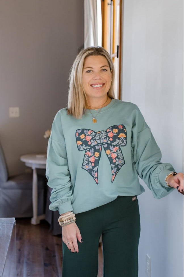 Women's Bow & Bramble Sweater (Pre-Order)