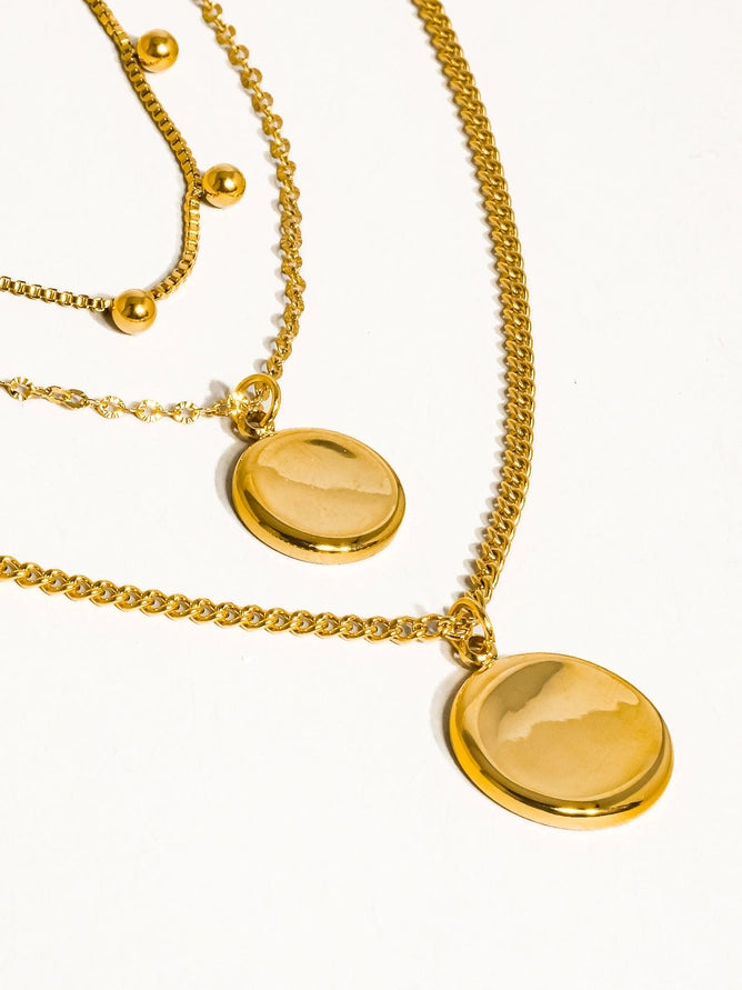 The Soleil Pendant Necklace Set